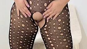 Mature blonde seduces me with lingerie, gets creampie