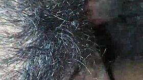 Toda safadinha com minha bocetinha peluda em lingerie sexy 😏