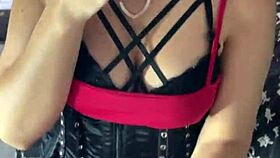 MINHA DIABINHA SUBMISSA DEBORA PRADO FUMANDO E MASTURBANDO MEU PAU GOSTOSO ANTES DE FAZER UM BOQUETE GULOSO