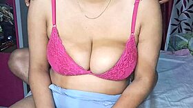 Hot Indian Desi Bhabhi Big Boobs Oil Massage