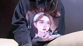 Amateur Masturbation Squirts Backstage