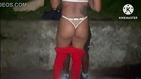 Wife fucks black guy on street 😏