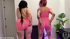 Curvy Babe Shakes Ass in Jeans Tease