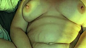 Hot Creampie Into Preggo Pussy