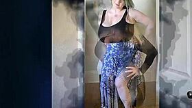 huge boobs on sexy bbw girls tempting you