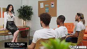 Sienna Rae, BBC-Crazy Office Milf, Goes Airtight in 4some