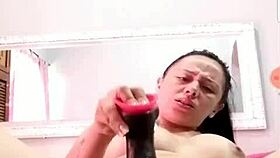 i'm a latina girl masturbating alone