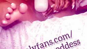 Ebony Thot Dildo Squirt And Cream