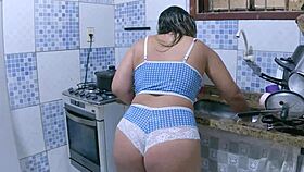 Latina big ass cooking