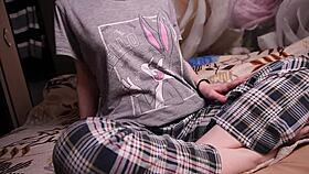 tickling a modest babe to orgasm with nipple play 😏