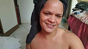 Real cumshot on big Latina ass for foot fetish amateurs