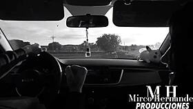 Sofia Mayers En Un Dulce Encuentro En La Orilla