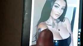 Tribute cumshot for sexy fati vazquez 😈