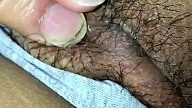 In this story, a young woman discovers the pleasures of her own body through gentle exploration