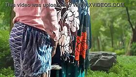 Bhabhi saa villin kovaa naimisen metsässä rakastajan kanssa