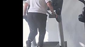 I admire the big booty girl on the treadmill at the gym.