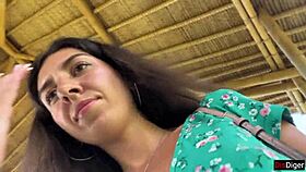 i’m loving this cumwalk, eating pasta carbonara with sperm dripping on my face