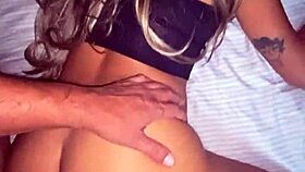 Pretty brunette shares homemade video without condom 😱