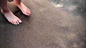 so this stranger gave me a wild handjob on the beach in public