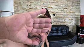 yo, wanna watch laurinha and alice in ted's new mansion shower scene?