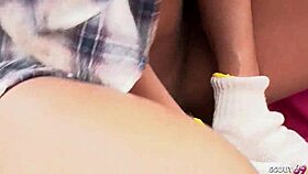 일본 탄닝 미녀가 친구한테 속아 위험한 야외 크림파이 당함 무수정 JAV