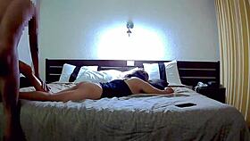 Consientiendo con un masaje a la bandida-clip