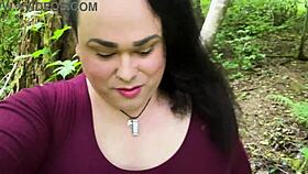 Missalinapaige shares her trading cards in a casual video.