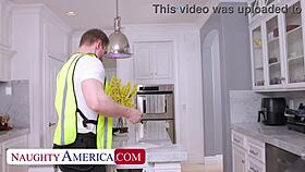 Jennifer White Fucks Handyman Out of Pure Boredom