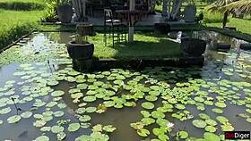 i’m loving this cumwalk, eating pasta carbonara with sperm dripping on my face