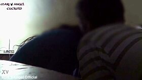 Mi cornudo y yo disfrutamos de la rica verga de mi novio.