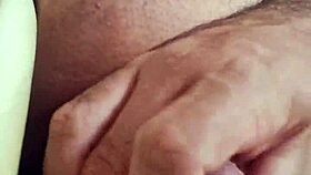 I flash my pau de pascoa for an exhibitionist orgasm close-up