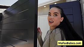 sexy brunette gives gardener wet blowjob and juicy pussy in nature pov 😏