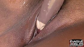 ヌルヌル巨尻ブラジル尻肉の逃げられないアングル必見