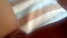 Non ho resistito, l'abbiamo fatto di nuovo con la latina piegata per creampie