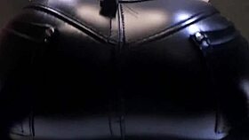 Jasmine Sinclair in leather fetish lesbian action