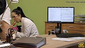 Bold teen flaunts tight ass in first anal orgasm homemade