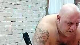 Muscular bodybuilder fills young girl's belly with milk in sexy encounter