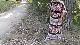 Hairy mature woman flashing her pussy in the park! So exhibitionist 😏