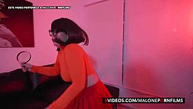 Velma é arrombada pelo palhaço sinistro