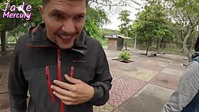 Dia kata, aku kelip pepek basah di metro, cari lelaki bagi blowjob dan kongkek bengkok.