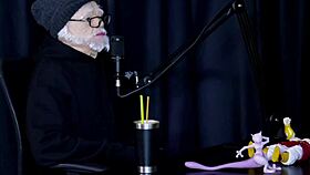 Yo, Oruan ain’t your type? Kissed celebs, started nude chaos, now wants two bi guys! 😜