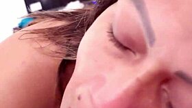 mi madrastra tragando semen por las mañanas con striptease 😏💦