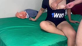 Fake casting breaks amateur's pussy in homemade sex