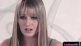 Tribbing dyke babe rimmed in threeway glamour group.