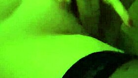 A simple homemade handjob session with amateurs