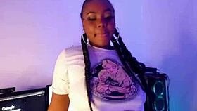 Big booty ebony maid gets wet anal fucking