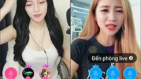 Two Cute Korean Girls In Sexy Webcam Livestream