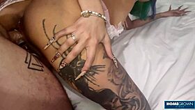 Roxy lips stretches her cunt and rides lil endi big dick