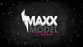 milf enjoys solo time in her preview