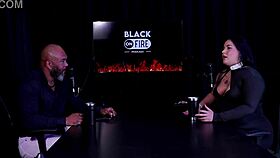 Sente Tesão Por Saber Que Estão Batendo Punheta Pra Ela Começou Por Pirraça Fez Fotos Nua E Seu Lado Vendedora - Pri Melancia Watch on Sheer Red